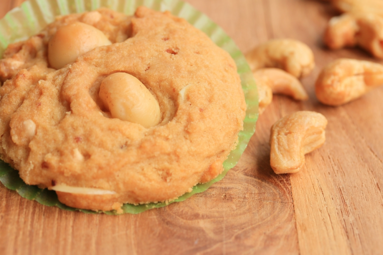 Cashew Cookies