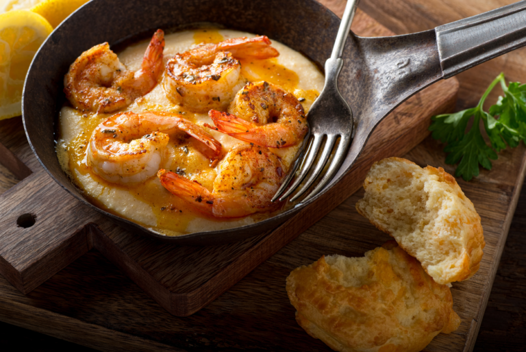 Lemon-Garlic Shrimp and Grits recipe