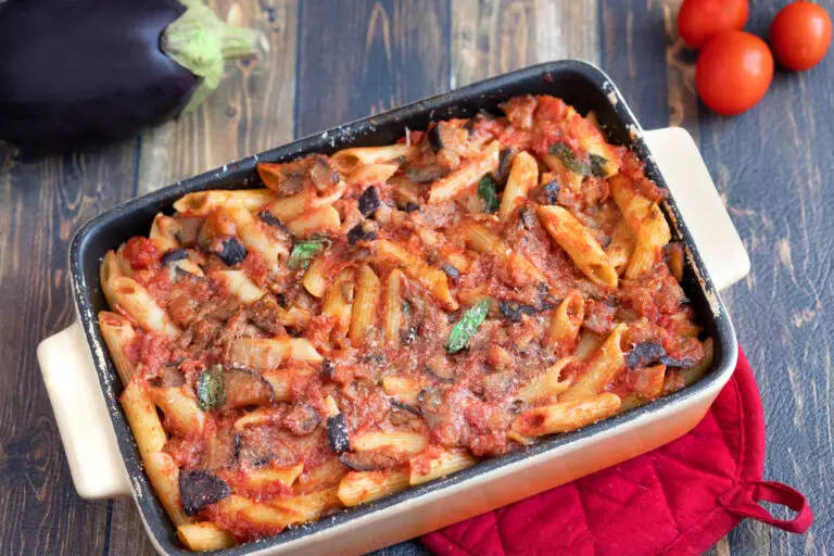 Creamy Pasta Bake with Cherry Tomatoes and Basil recipe