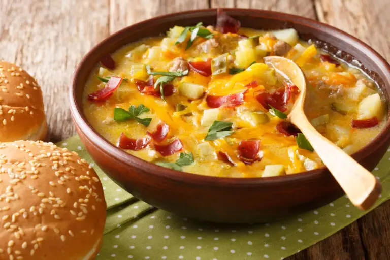 Cheeseburger Soup!