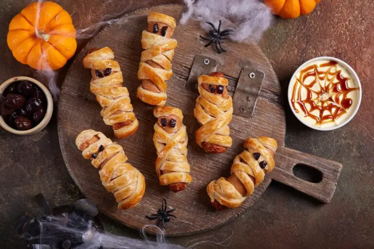 Mummy Pigs in a Blanket recipe