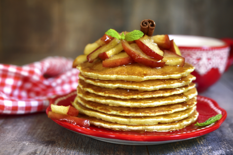 Apple-Cinnamon Pancakes recipe