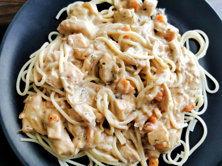 Creamy Crockpot Chicken Spaghetti recipe