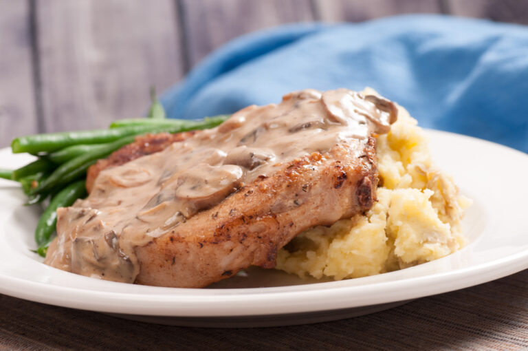 Instant Pot Creamy Pork Chops