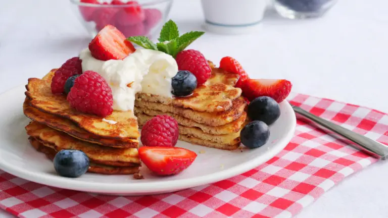 Delicious Low-Carb Almond Flour Pancakes