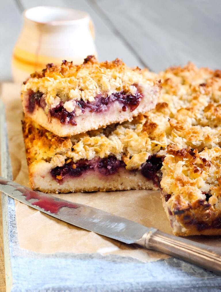 Baked Oatmeal with Mixed Berries