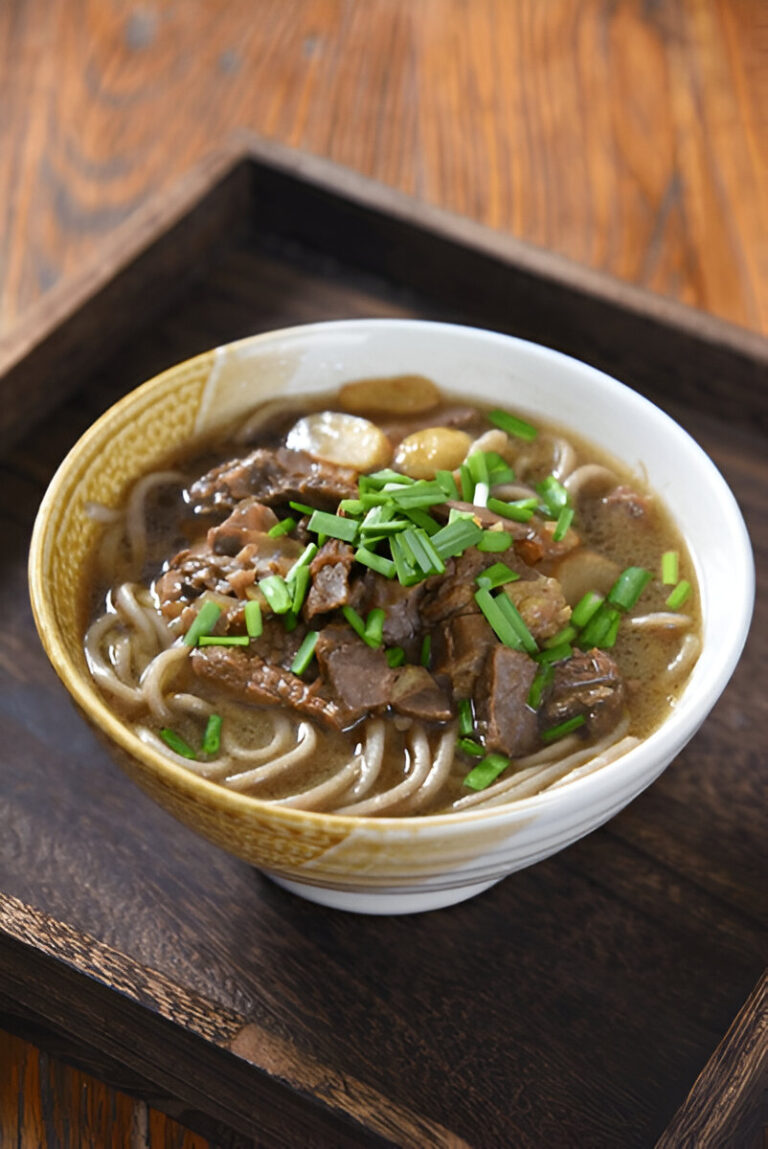 Niku Udon (Japanese Beef Noodle Soup)