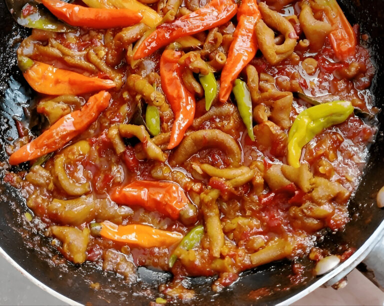 Slow Cooker Sausages, Peppers, and Onions