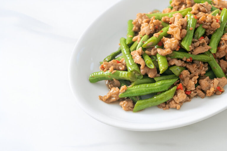 Spicy Skillet Ground Turkey and Snap Peas