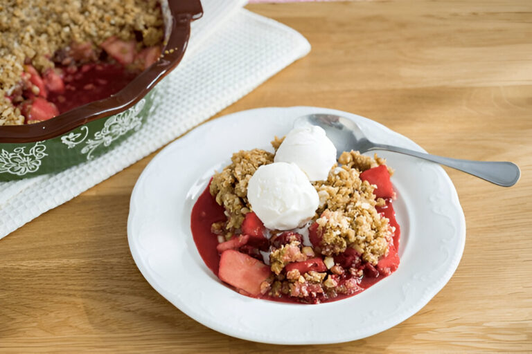 Crockpot Cherry Cobbler