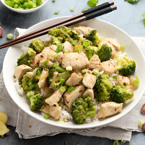 Chicken and Broccoli with White Sauce