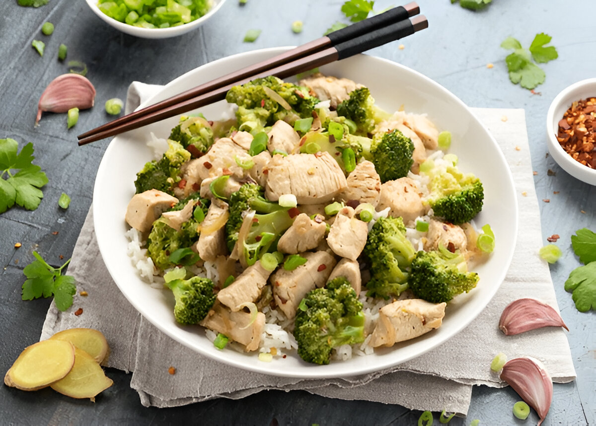 Chicken and Broccoli with White Sauce