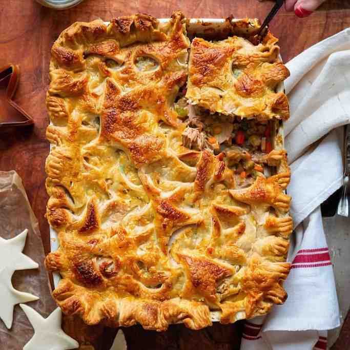 The Best Leftover Turkey Pie – A Must-Try Holiday Recipe!