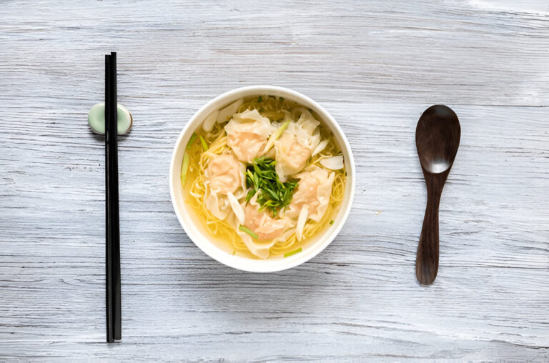 CANTONESE WONTON NOODLE SOUP